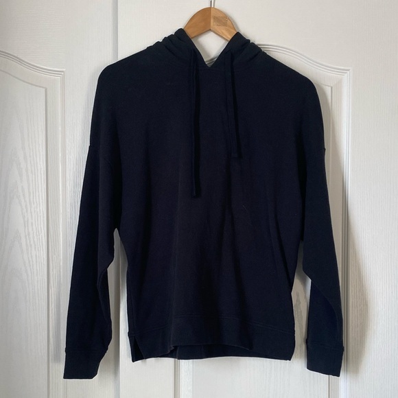 UGG Sweaters - NWOT UGG Women's Black Hoodie/Sweater